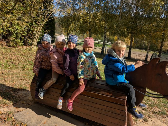 Wycieczka 5 latków na Zaczarowane Wzgórze