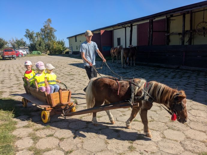 Ranczo Artemidy w Nowej Górze - wycieczka czterolatków